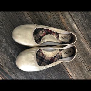 Born Ballet flats